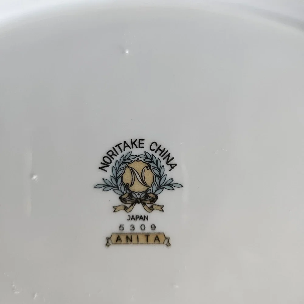 Noritake China Anita Pattern 5309 Oval Serving Bowl 10.5